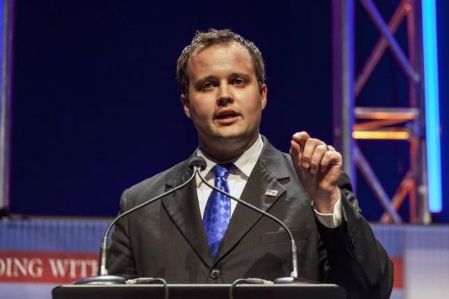 Over 200 child porn pics found on Josh Duggar's computer | Entertainment - Vimarsana News