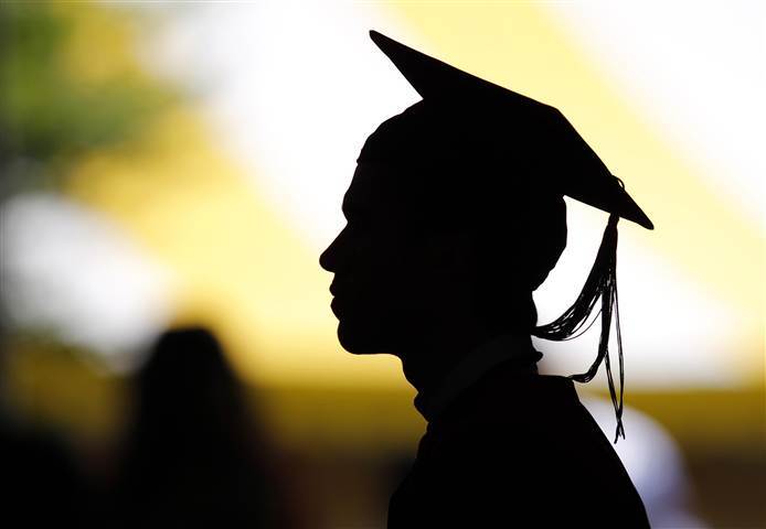 School to allow valedictorian to give 'Christianized ...