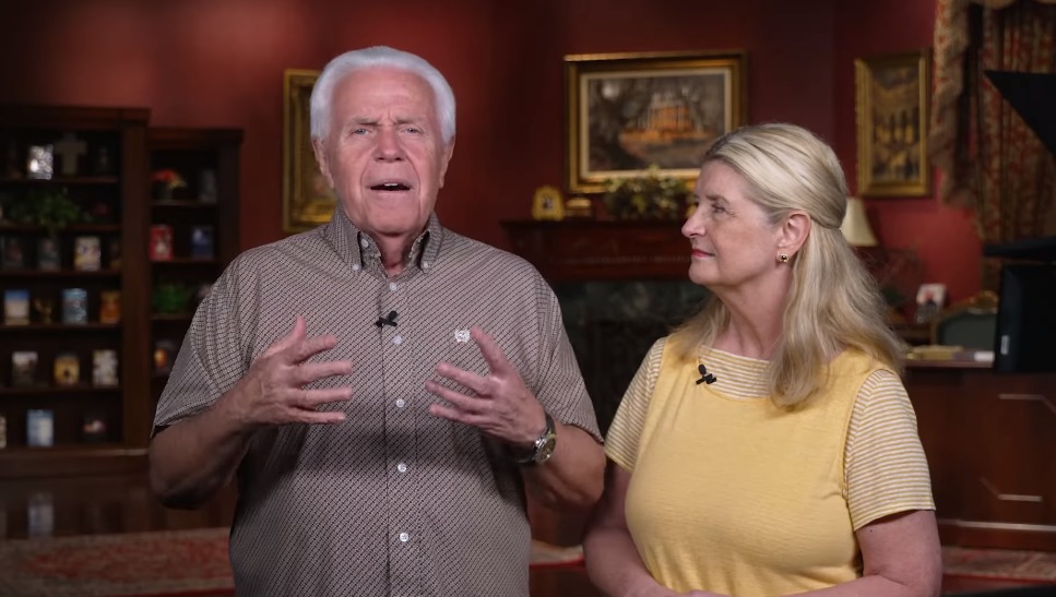 Jesse Duplantis says ministry donated 100K in generators Church