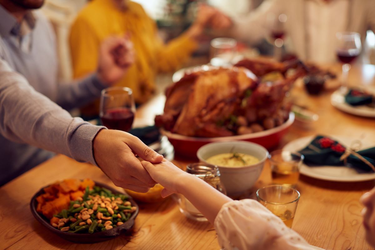 How Should Christians Celebrate Thanksgiving With Non believers Living
