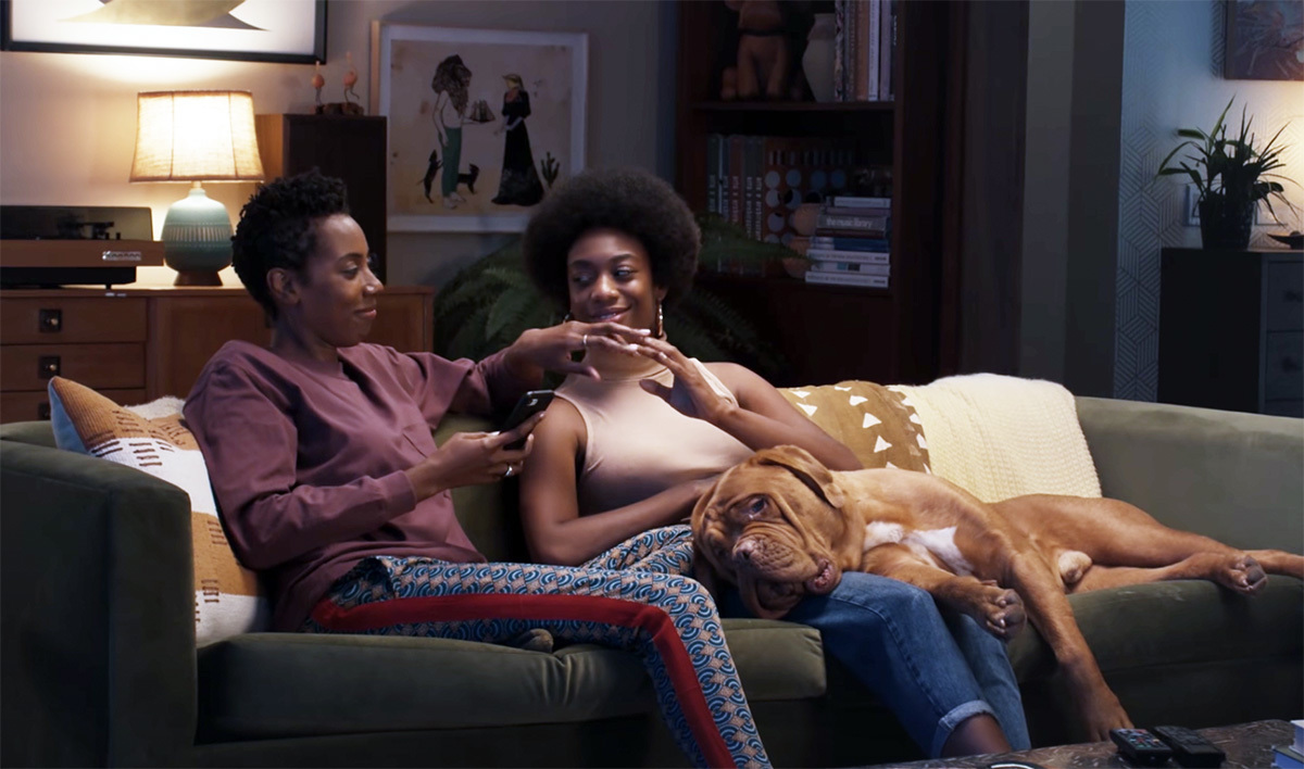 One Million Moms blasts Zillow ad featuring lesbian couple - Vimarsana News