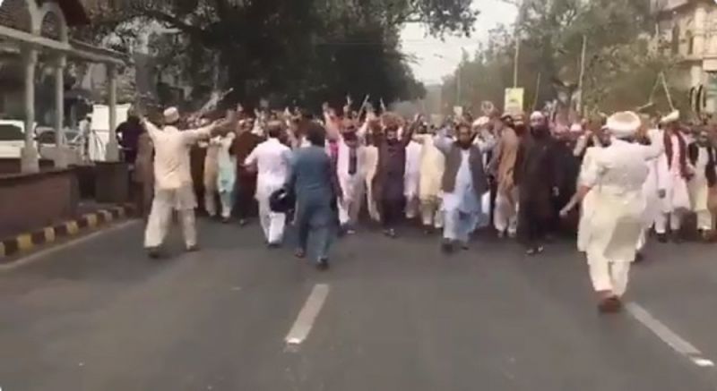Man accused of blasphemy stoned to death by mob in Pakistan - Vimarsana News