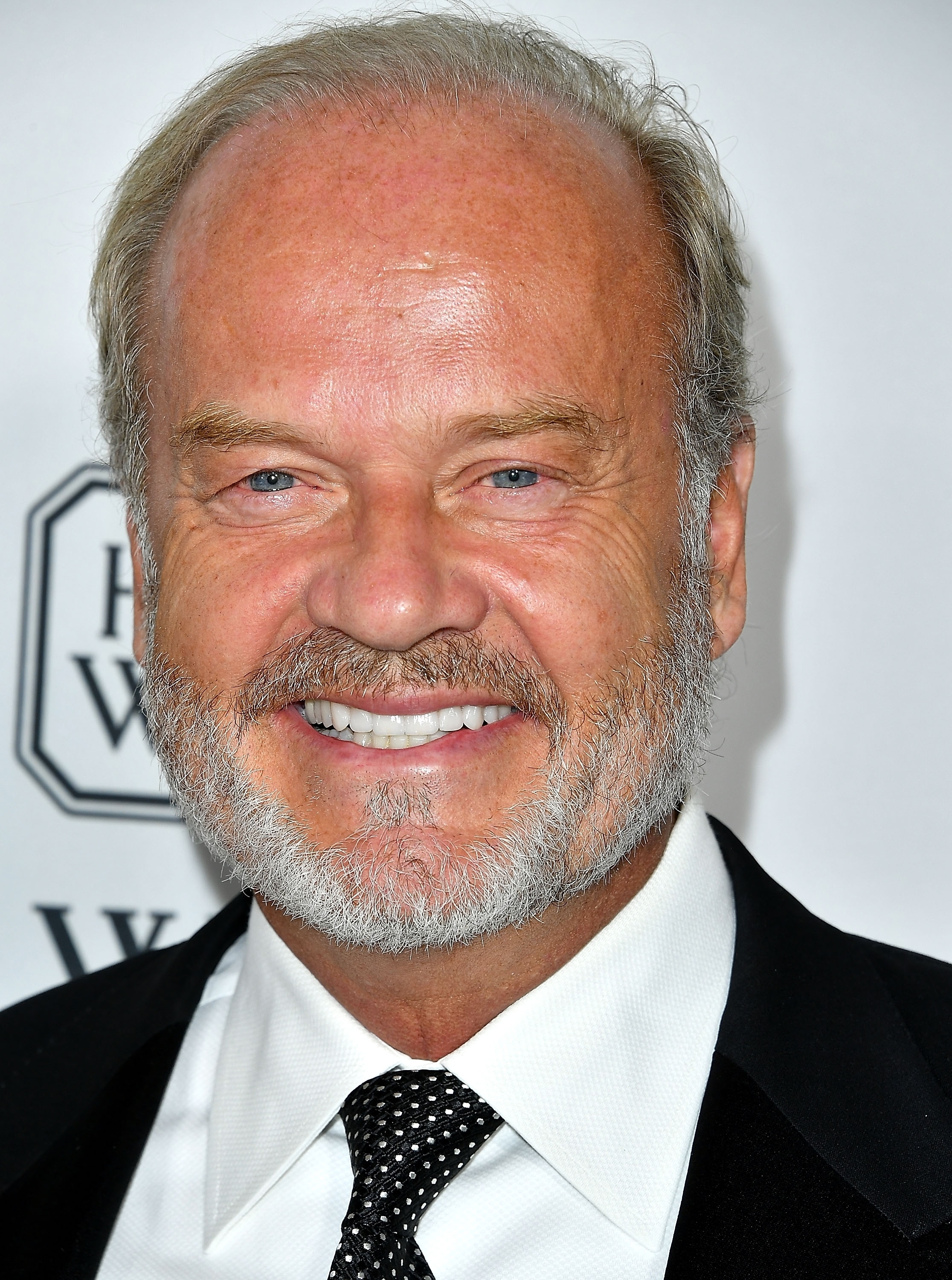 Kelsey Grammer stars as influential pastor in 'Jesus Revolution' - Vimarsana News