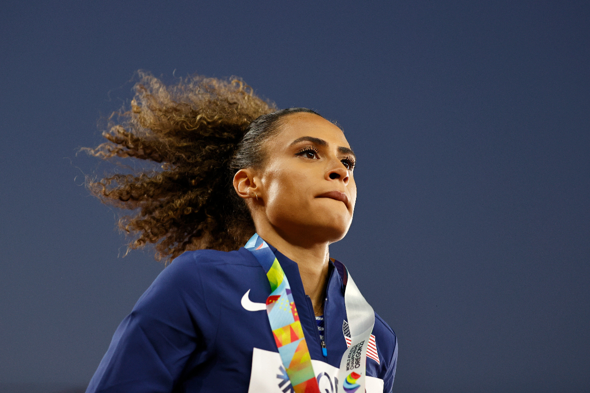 Sydney McLaughlin breaks her own world record: 'Praise His Name' - Vimarsana News