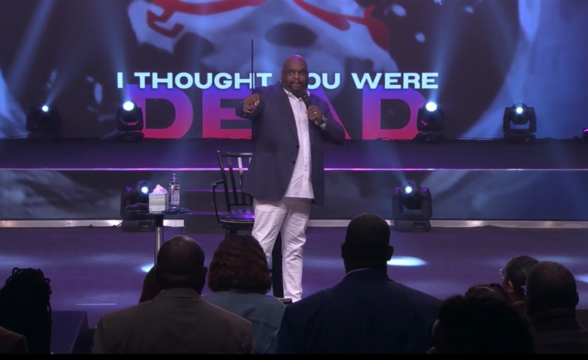 John Gray returns to pulpit a month after life-threatening hospitalization: 'I’m not the same'