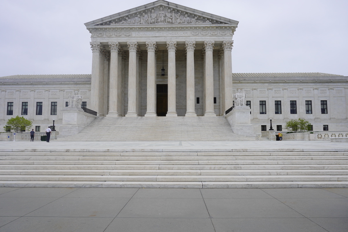 Supreme Court sets date for Christian web designer's LGBT case - Vimarsana News