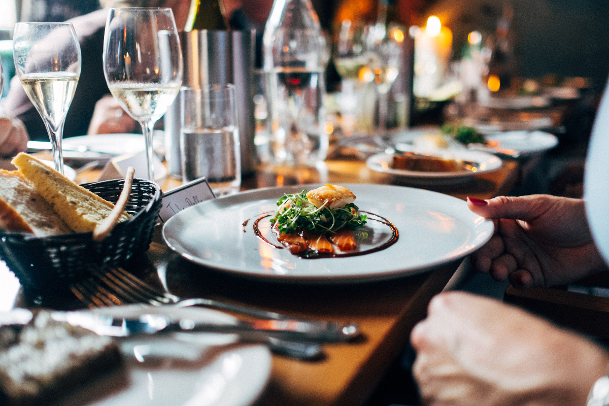 Christian group denied service at Virginia restaurant - Vimarsana News