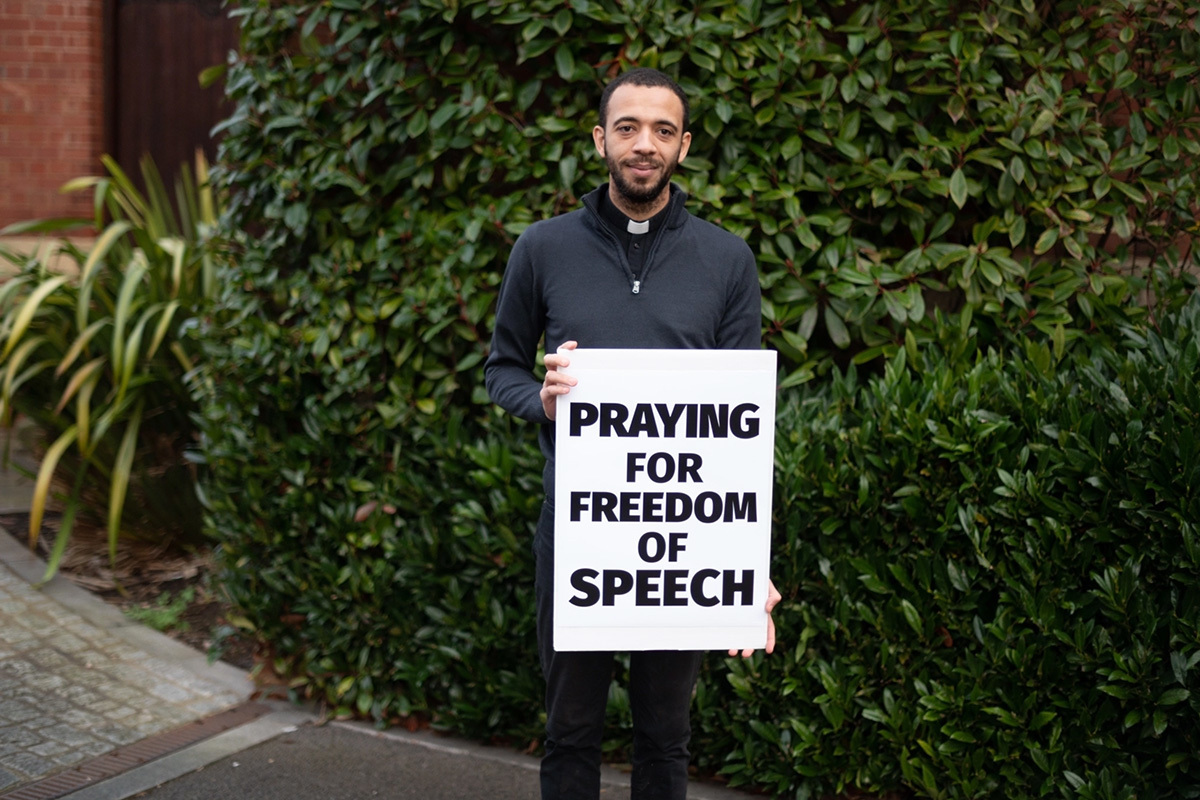 Priest faces legal uncertainty after praying near abortion clinic - Vimarsana News