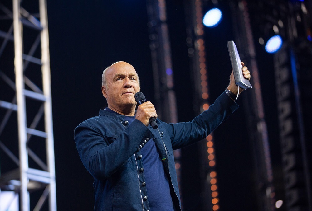 Pastor Greg Laurie reveals new venue for Harvest Crusade 2023 Church