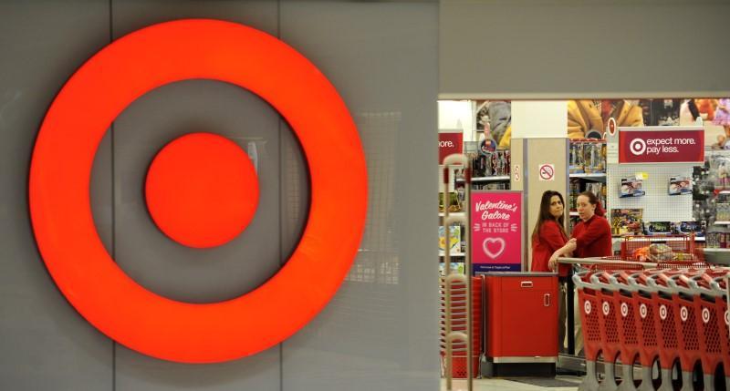 Target executive has ties to major LGBT group - Vimarsana News
