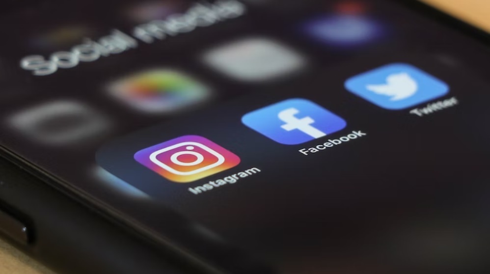 Instagram connects pedophiles to network of child sex abuse content, researchers say