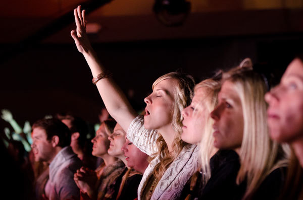 Nearly all top-25 worship songs are tied to 5 megachurches in the past decade