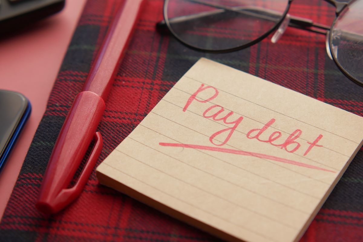 Ask Chuck: My adult daughter is in debt and wants our help! - Vimarsana News