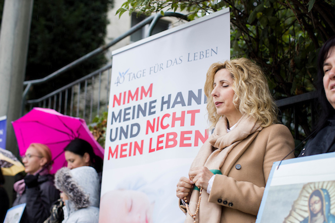 Top German court strikes down prayer ban near abortion clinics - Vimarsana News