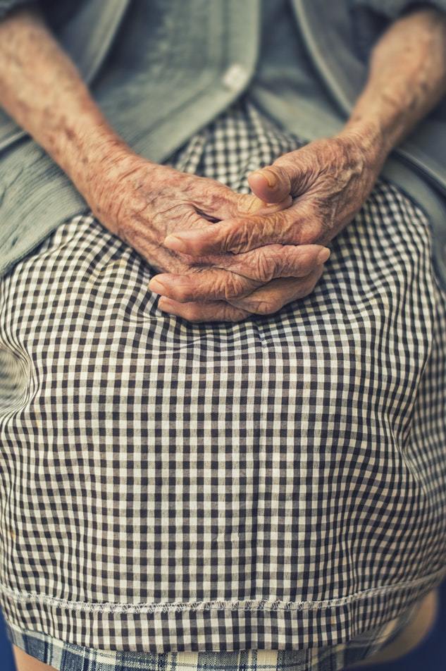 Poll: Older Americans are among the most spiritually skeptical - Vimarsana News