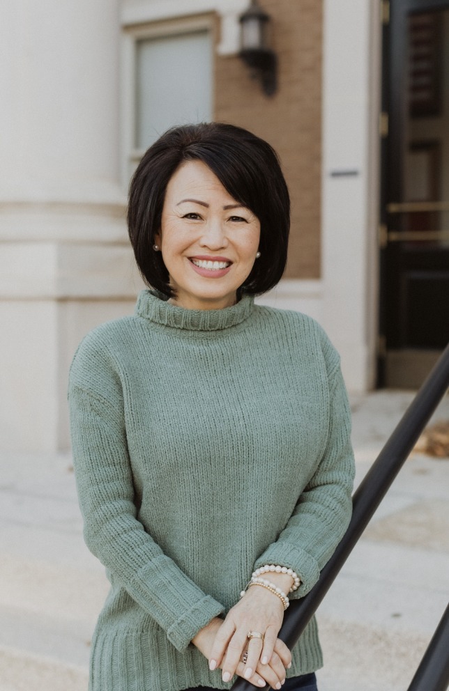 माता-पिता द्वारा चूहों से भरे कचरे में मरने के लिए छोड़े गए बच्चे की कहानी साझा की गई