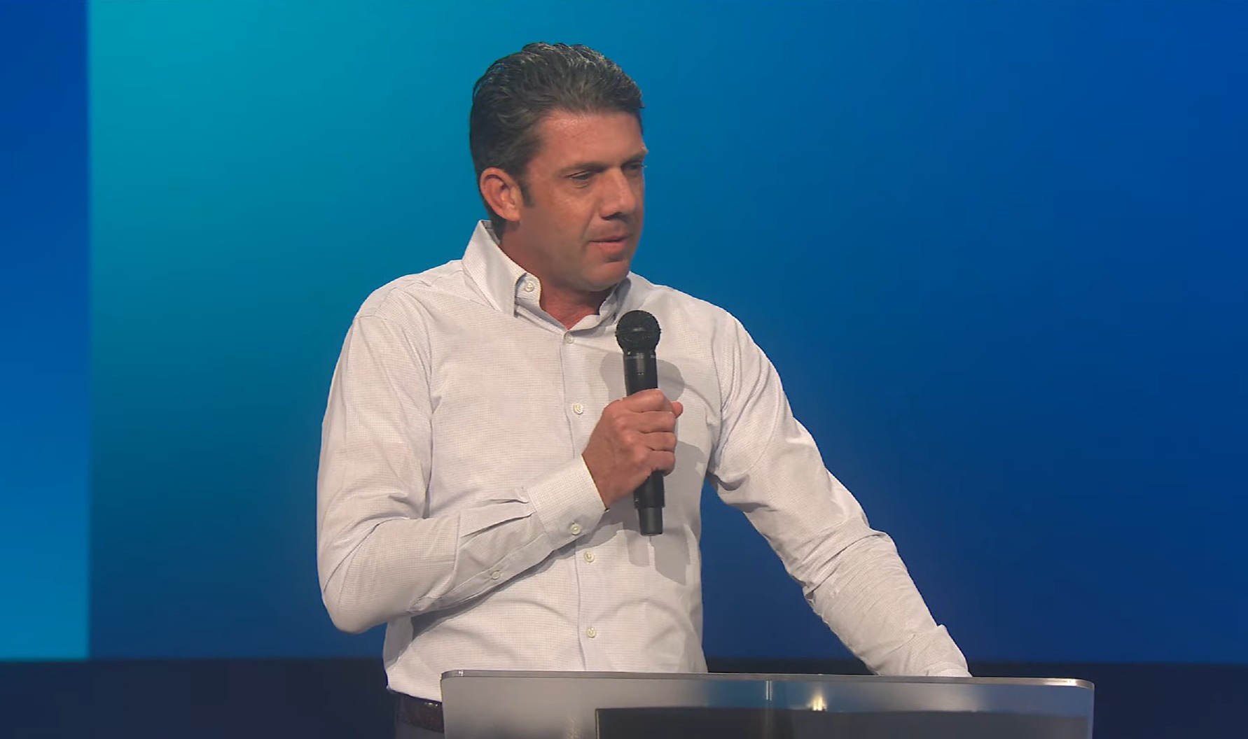 गेटवे चर्च ने ईसीएफए में शामिल होने का संकल्प लिया