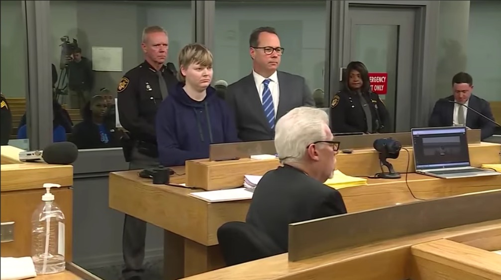 4 things to know about William 'Julia' DeFoor, suspect charged with vandalizing JD Vance's home