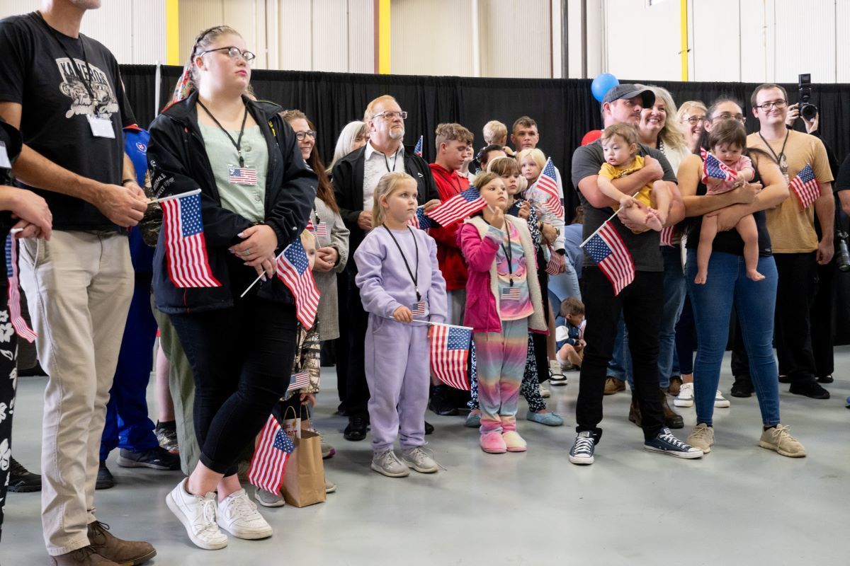 Trump authorizes admission of 10K additional white South African refugees 