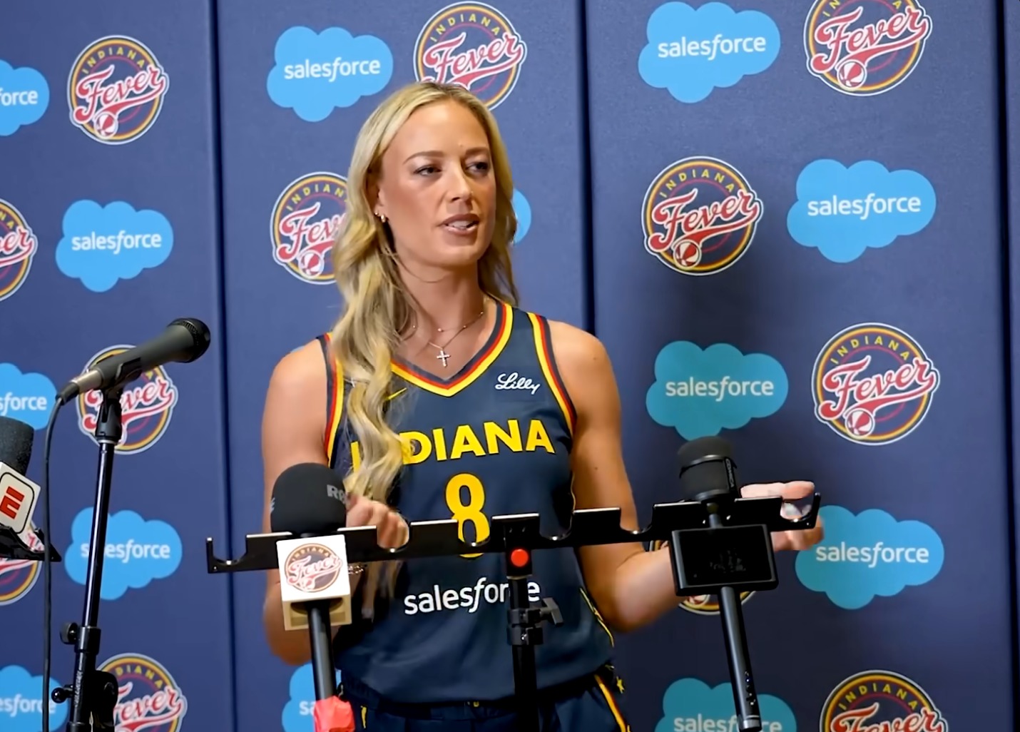 Trump backs Christian WNBA star attacked for opposing men in women's sports: 'Common sense'