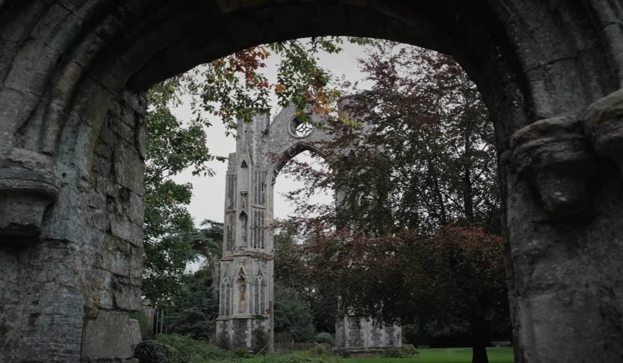 This week in Christian history: Henry VIII dissolves popular abbey; 'Apostle to the Indians' baptized