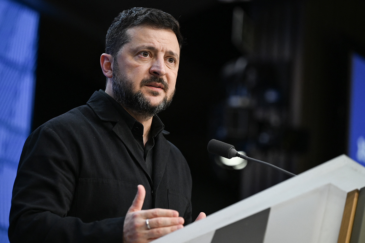 Ukrainian President Zelensky responds to critics who say his country is persecuting Christians