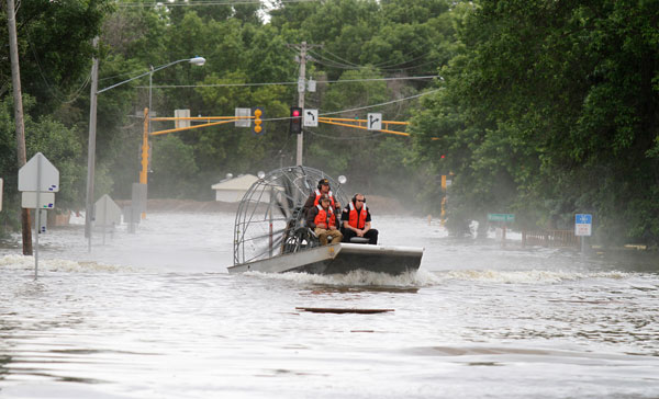 Historic Minot Flood Claims Thousands of Homes, Businesses (Photos) | U.S.