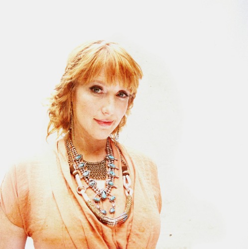 interview-sixpence-none-the-richer-s-leigh-nash-on-hymns-and-sacred