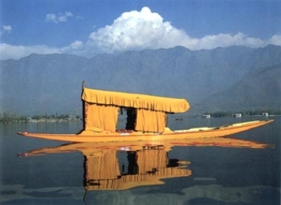 Dal Lake in kashmir: Where tranquility meets violence
