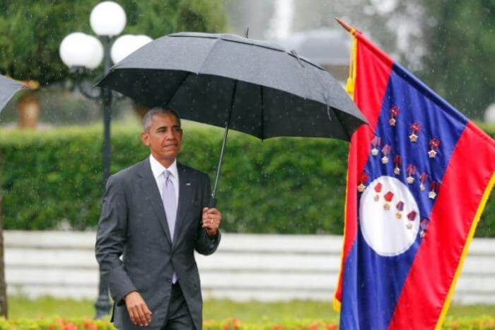 U.S. President Barack Obama walks to honour guard during a welcoming ceremony at the Presidential Palace in Vientiane, Laos September 6, 2016.