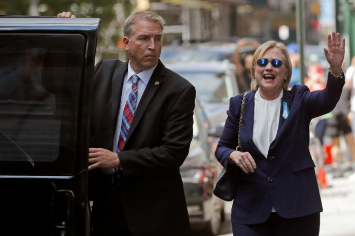 Hillary Clinton had no more events on her schedule for Sunday and went, as previously planned, to her home in Chappaqua, New York, 30 miles (50 km) north of New York City.