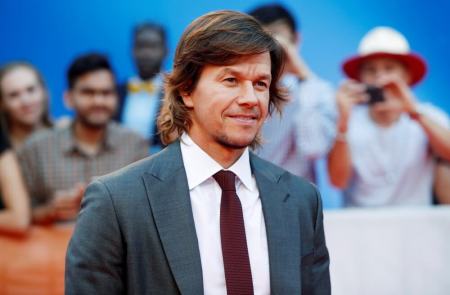 Actor Mark Wahlberg arrives on the red carpet for the film "Deepwater Horizon" during the 41st Toronto International Film Festival, in Toronto, Canada, September 13, 2016.