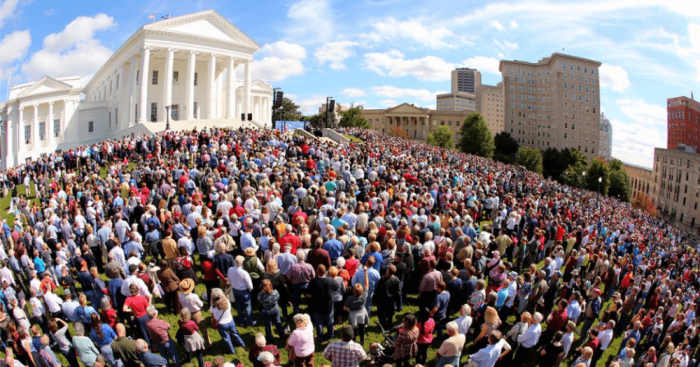 A shot of the crowds at the Decision America Tour event held in Richmond, Virginia on Wednesday, October 12, 2016.