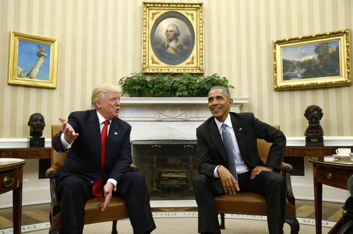 U.S. President Barack Obama meets with President-elect Donald Trump (L) in the Oval Office of the White House in Washington November 10, 2016.