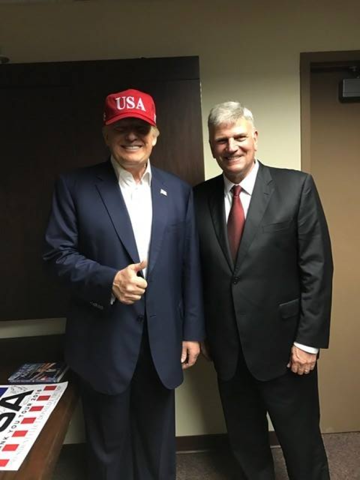 Franklin Graham (R) and Donald Trump in Alabama at a photo posted on December 18, 2016.