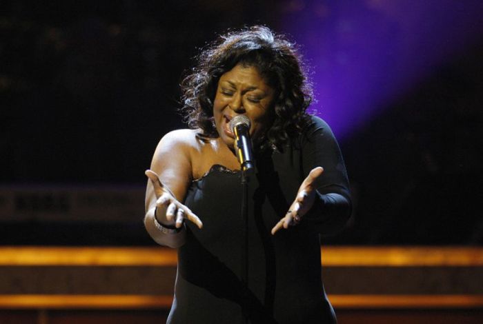 Singer Kim Burrell sings to Whitney Houston to honor her for receiving the BET Honors for Entertainment in Washington, January 16, 2010. Sponsored by the Black Entertainment Television network, the awards show celebrates the life works and accomplishments of inspiring African Americans, according to their website.
