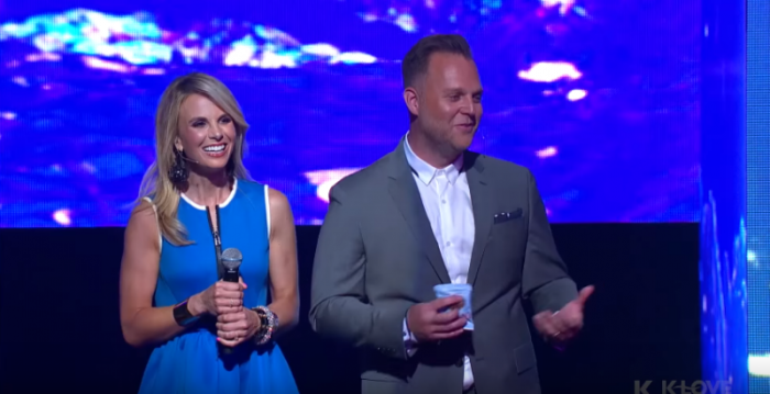 K-LOVE Fan Awards host Elisabeth Hasselbeck and Matthew West, Nashville, Tennessee, July 2016.
