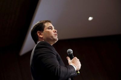 Republican U.S. presidential candidate Senator Marco Rubio speaks during a town hall meeting at the Fisher Community Center in Marshalltown, Iowa, January 6, 2016.