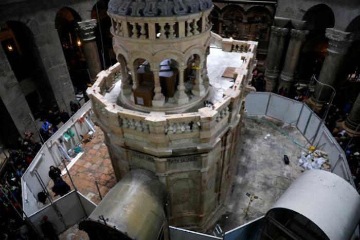 A view from above shows the newly restored Edicule, the ancient structure housing the tomb at the Church of the Holy Sepulchre in Jerusalem's Old City March 20, 2017.