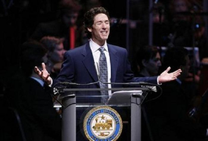 Pastor and best-selling author Joel Osteen gives the invocation before Annise Parker is publicly sworn in as mayor of the United States' fourth largest city in Houston January 4, 2010.