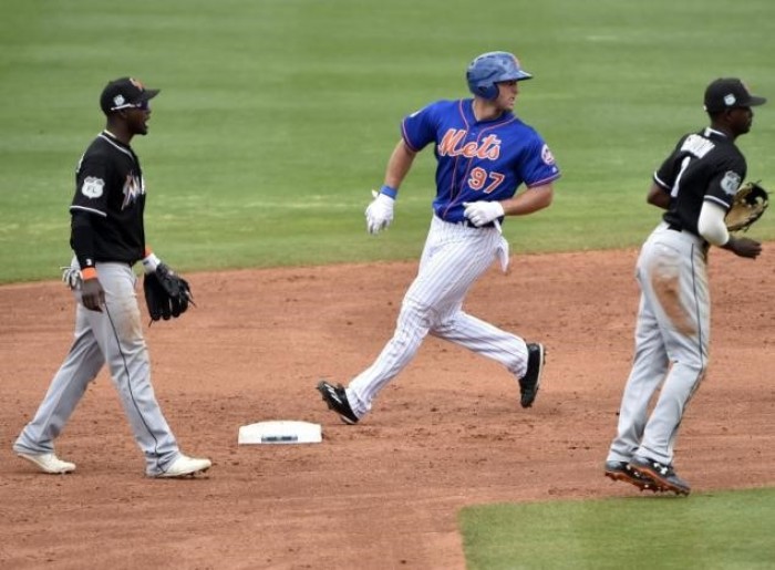 Tim Tebow with the New York Mets during spring training in 2017.