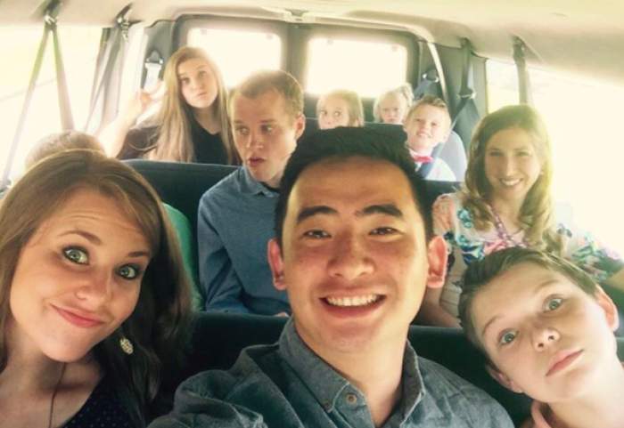 Jana Duggar's rumored beau Jonathan Hartono (center) hangs out with the kids of 'Counting On.'