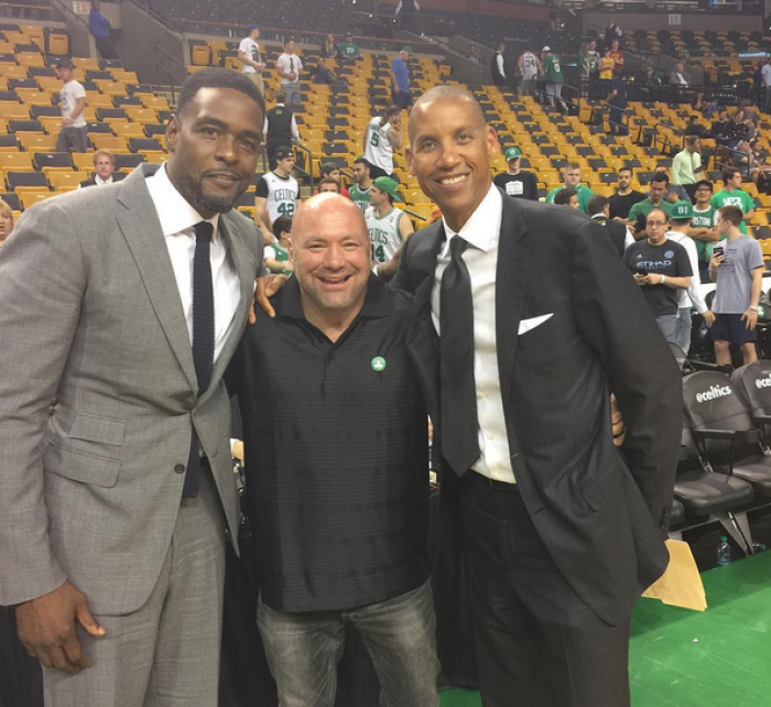 (L-R) Former NBA All-Star Chris Webber is pictured with UFC president Dana White and NBA Hall-of-Famer Reggie Miller.