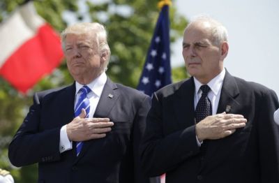 U.S. President Donald Trump (L) and White House Chief of Staff John Kelly (R)