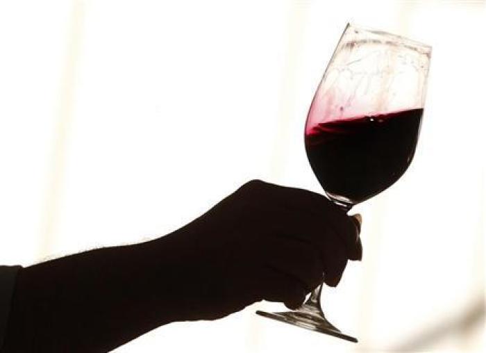 A recent study has revealed that red wine is the most potent alcoholic drink in terms of decreasing the risk of diabetes.