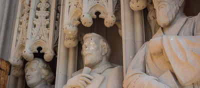 Statue of Robert E. Lee in Duke Chapel at Duke University that was vandalized in August 2017.