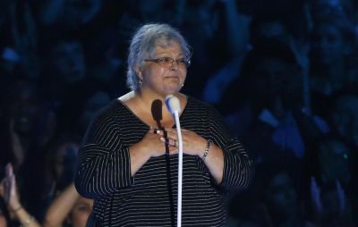 2017 MTV Video Music Awards – Show – Inglewood, California, U.S., 27/08/2017 - Susan Bro, the mother of Heather Heyer, who was killed during a rally in Charlottesville, Virginia, earlier this month, speaks on stage.