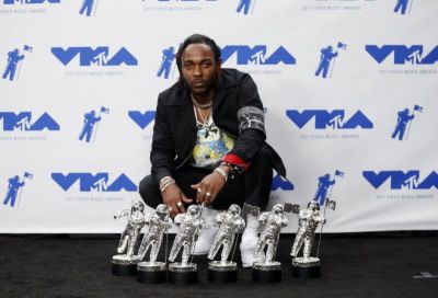 2017 MTV Video Music Awards – Photo Room – Inglewood, California, U.S., 27/08/2017 - Kendrick Lamar with his awards.