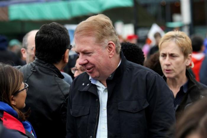 Seattle Mayor Ed Murray speaks with attendees of the March For Science in Seattle, Washington, U.S. April 22, 2017.