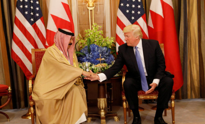 President Donald Trump meets with King Hamad bin Isa Al Khalifa of Bahrain, May 21, 2017.